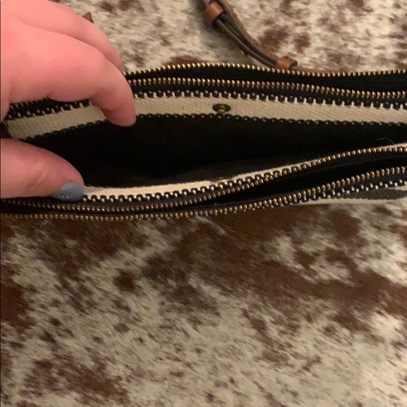 Fossil Devon Stripped Crossbody - Picture 7 of 12